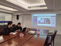 也拉近门取运营从体的距离